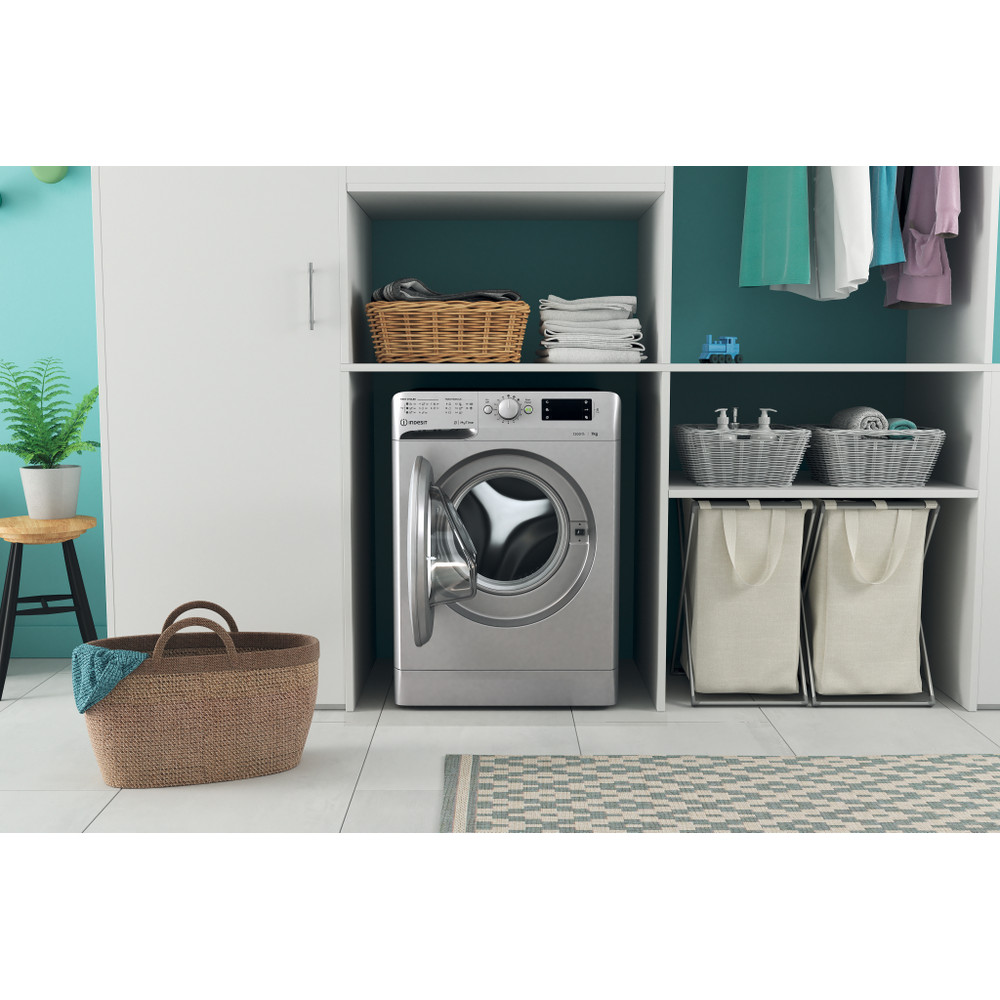 Indesit Пральна машина Соло OMTWE 71252 S EU Сріблястий Front loader A+++ Lifestyle frontal open