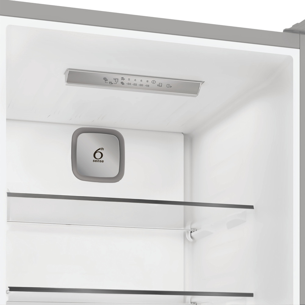 Whirlpool Холодильник з нижньою морозильною камерою. Соло WHK 25402 XP4U New Silver – ARC 1035 2 двері Filter