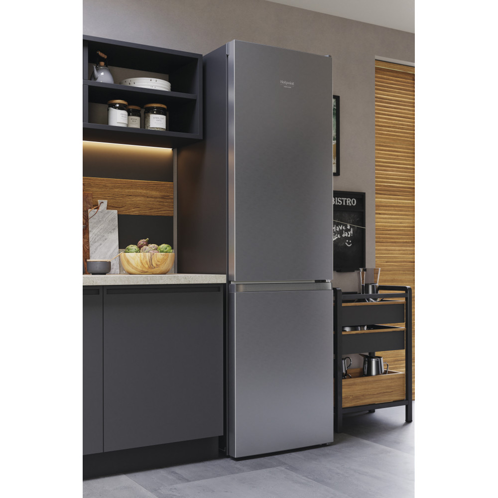 Hotpoint_Ariston Chłodziarka/zamrażarka Wolnostojący HAFC9 TA33SX O3 Saturn Steel Dwudrzwiow(y)a Lifestyle perspective