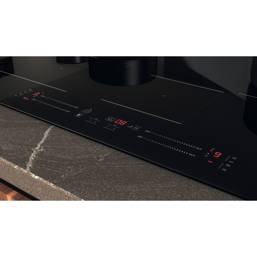 Hotpoint_Ariston Table de cuisson HS 1377C CPNE Noir Induction vitroceramic Control panel