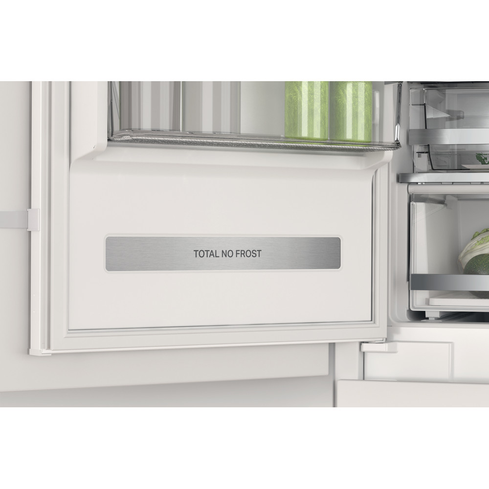 Whirlpool Холодильник з нижньою морозильною камерою. Вбудований (-а) WHC20 T593 P Білий 2 двері Lifestyle detail