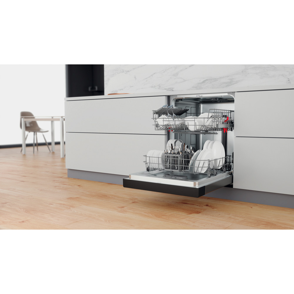 Whirlpool Oppvaskmaskin Integrert WUE 2B26 X Under benk E Lifestyle perspective open