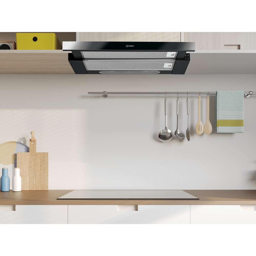 Indesit Dampkap Inbouw IAHTT64FLSK Zwart Onderbouw Mechanisch Lifestyle frontal