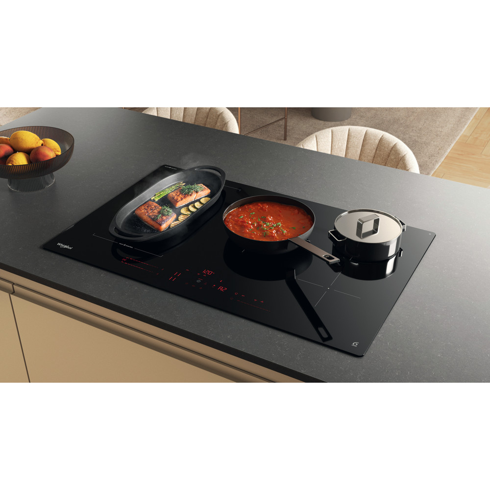 Whirlpool Kookplaat WTX8017DCF2 Zwart Induction vitroceramic Lifestyle perspective
