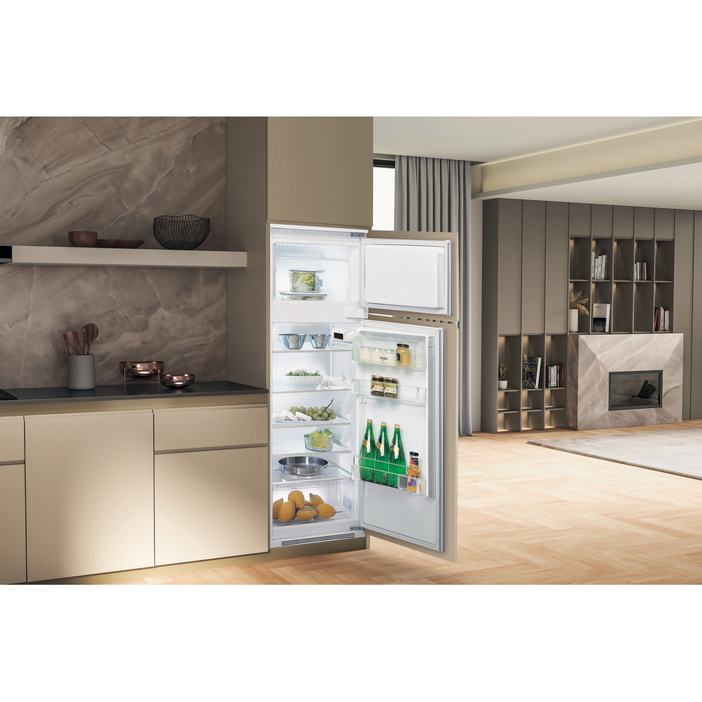 Whirlpool Combinado Encastre ART 364 62 Branco 2 doors Lifestyle perspective open