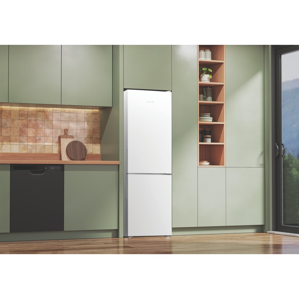 Hotpoint Combinados Libre instalación HPK 25361 WP4E White - ARC P1 2 doors Lifestyle perspective