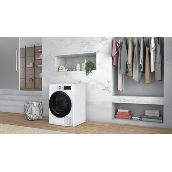 Whirlpool Sušička W7 D94WB CS Bílá Lifestyle perspective