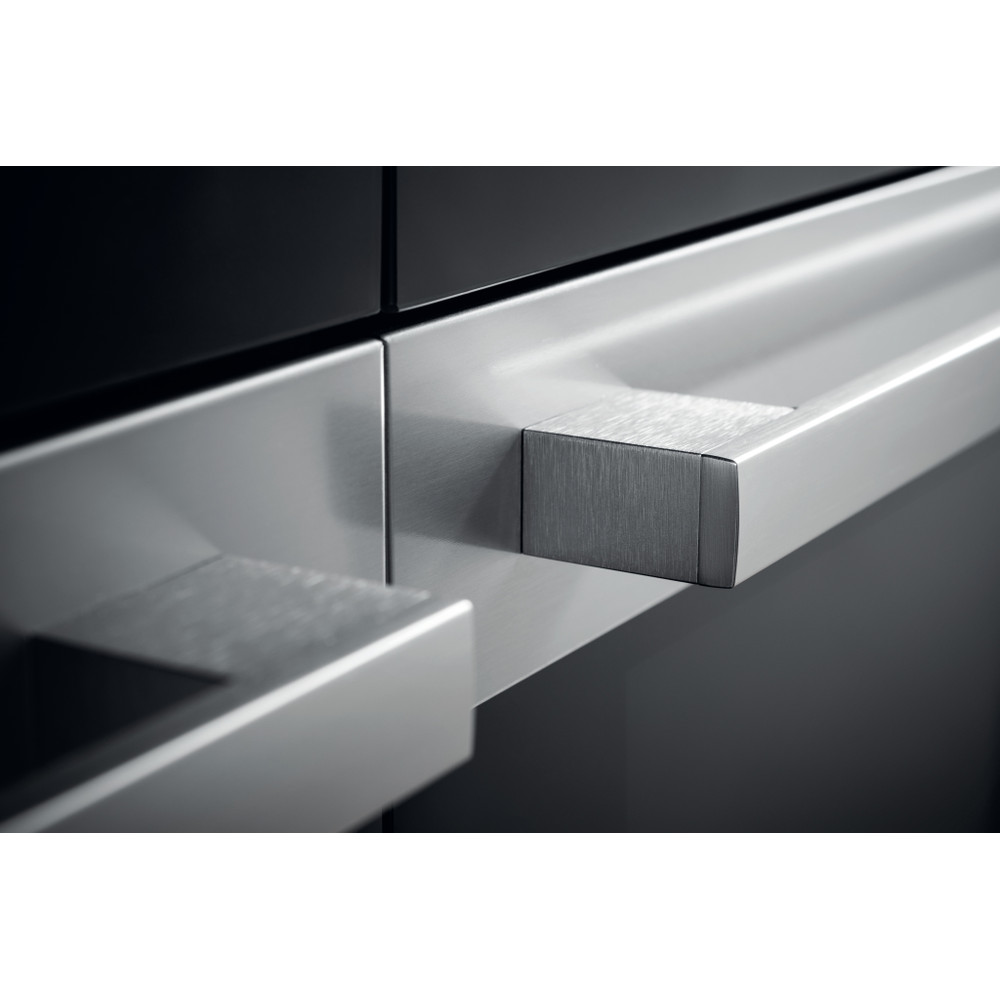 Hotpoint_Ariston Microondas Incorporado MP 996 IX HA acero inoxidable Electrónico 40 MW-Combi 900 Lifestyle detail