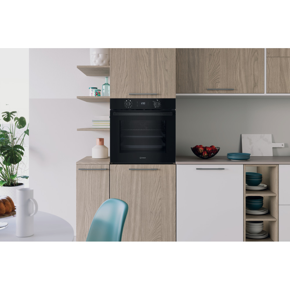 Indesit Φούρνος Εντοιχιζόμενο IO K58HS B Ηλεκτρική A+ Lifestyle frontal