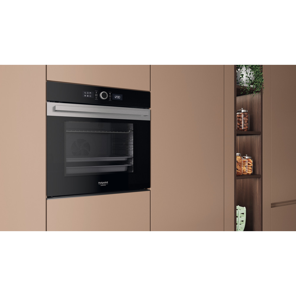 Hotpoint_Ariston Four Encastrable HAOI5S8PM0XA Electrique A+ Lifestyle perspective