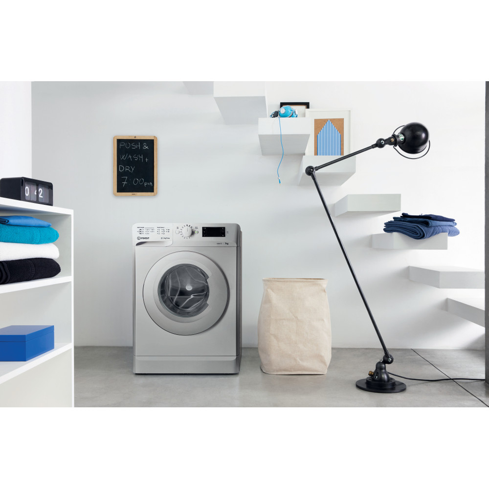 Indesit Стиральная машина Отдельно стоящий OMTWE 71252 S EU Серебристый Front loader A+++ Lifestyle perspective