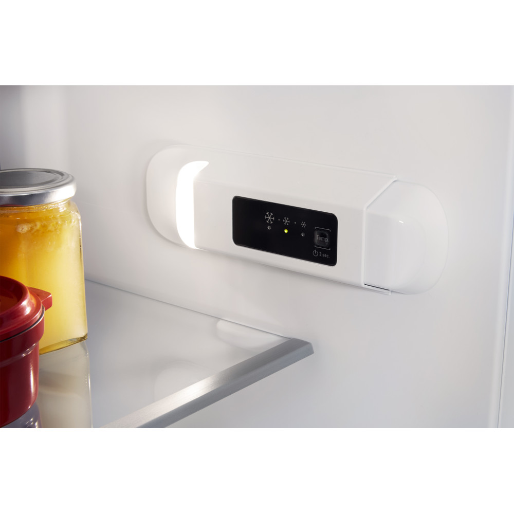 Bauknecht Réfrigérateur Encastrable KSI 12GF2 Blanc Lifestyle control panel