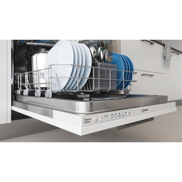 Integrated Dishwasher Indesit DIE 2B19 UK DIE 2B19 UK Indesit AE
