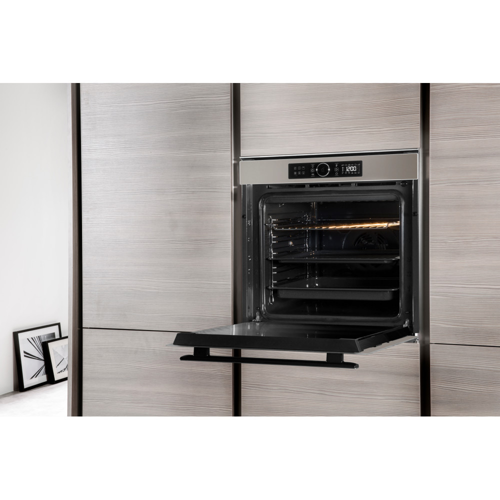 Whirlpool Sütő Beépíthető AKZM 8480 S Elektromos A+ Lifestyle perspective open