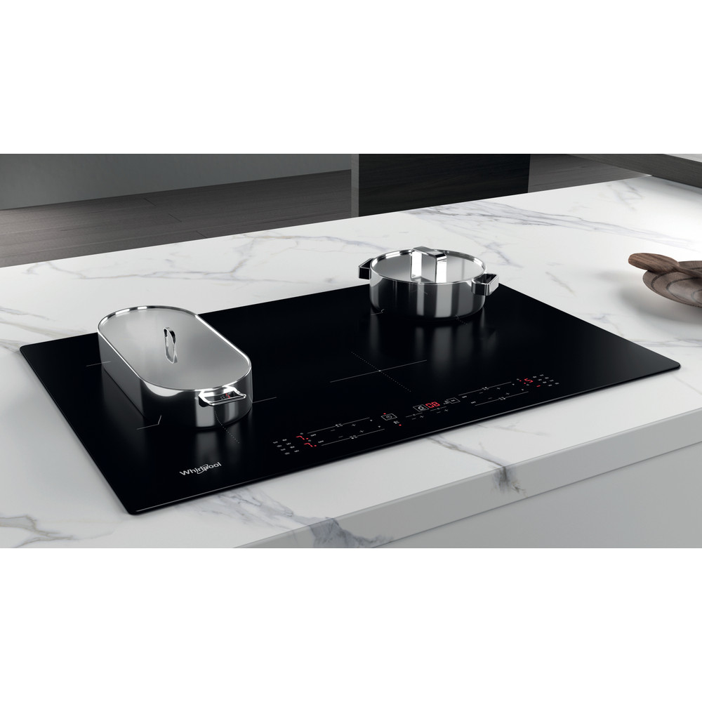 Whirlpool Kookplaat WB B4877 NE Zwart Induction vitroceramic Lifestyle perspective