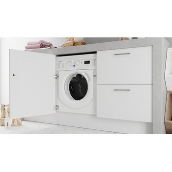 Indesit Máquina de lavar e secar roupa Encastre BI WDIL 861485 EU Branco Carga Frontal Lifestyle perspective