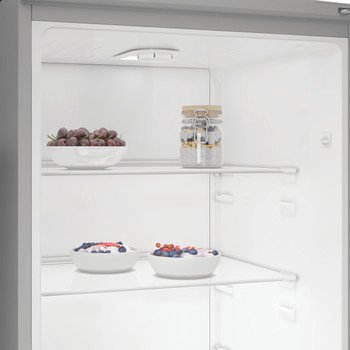 Indesit Хладилник Свободностоящи MLINS 1411 S4E New Silver – ARC 1035 Lifestyle perspective