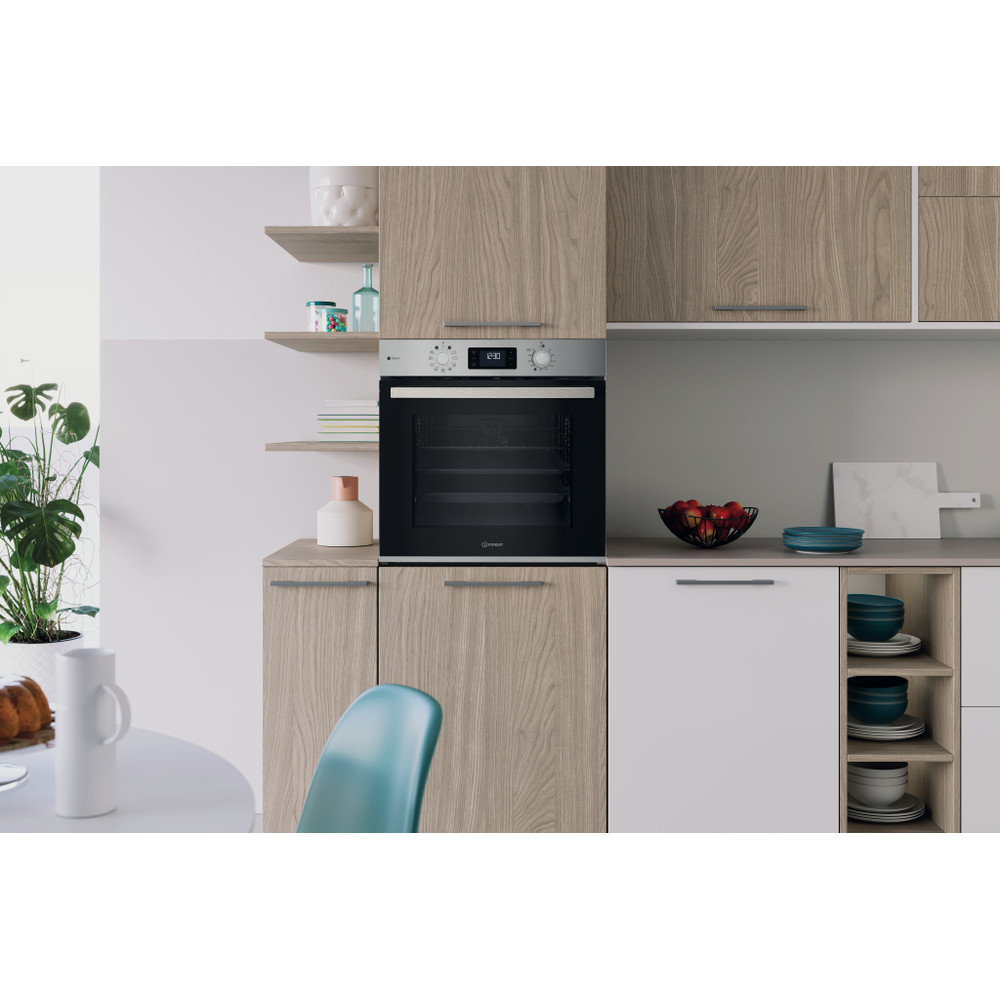 „Indesit“ Orkaitės Įmontuojama IO K58HSU1 X Elektrinė A+ Lifestyle frontal