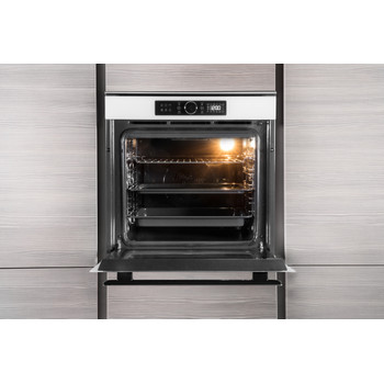 Whirlpool pećnica Ugradbeni AKZM 8480 WH Električna A+ Lifestyle frontal open