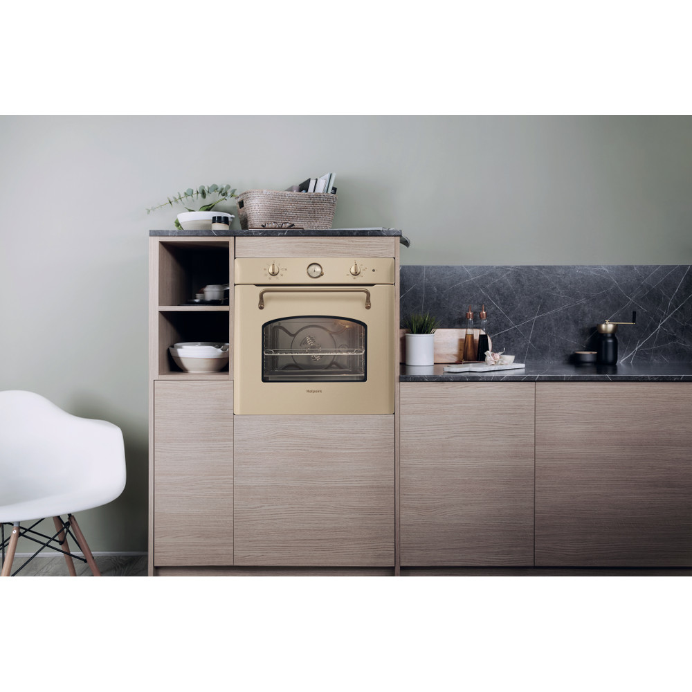 Hotpoint_Ariston Cuptor Încorporabil FIT 804 H OW HA Electric A Lifestyle frontal