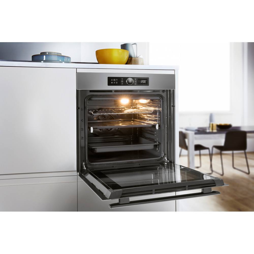 Whirlpool Духові шафи Вбудований (-а) OAKZ9 6200 CS IX Електрична A+ Lifestyle perspective open