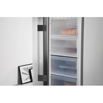 Whirlpool Freezer Freestanding UW8 F2C XB UK 2 Optic Inox Lifestyle perspective open