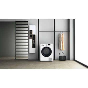 Whirlpool Sušilica FFT M11 9X2BY EE Bijela Lifestyle frontal