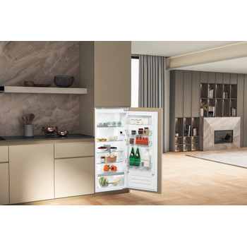 Whirlpool Réfrigérateur Encastrable ARG 8512 Inox Lifestyle perspective open