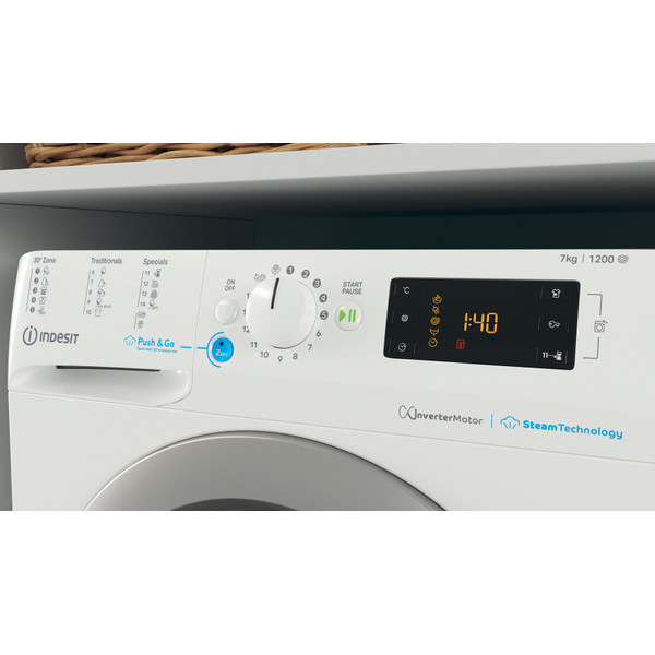 Indesit Pesumasin Eraldiseisev BWSE 71295X WSV EU Valge Eestlaetav B Lifestyle control panel