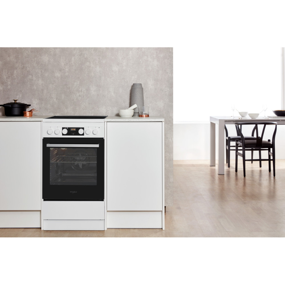 Whirlpool Tűzhely WS5V8CCW/E Fehér Electrical Lifestyle frontal