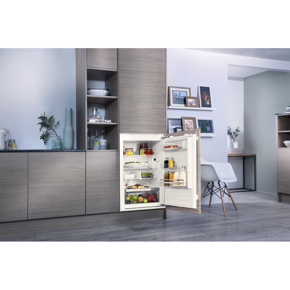 Bauknecht Koelkast Inbouw KSI 10VF2 Wit Lifestyle perspective open