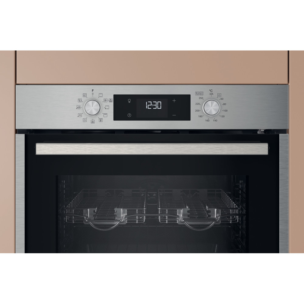 Hotpoint_Ariston Four Encastrable HAO 478PZ X Electrique A++ Lifestyle control panel