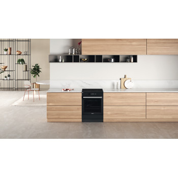 Whirlpool Cuisinière WS68IS8APBP/E Noir Non Lifestyle frontal