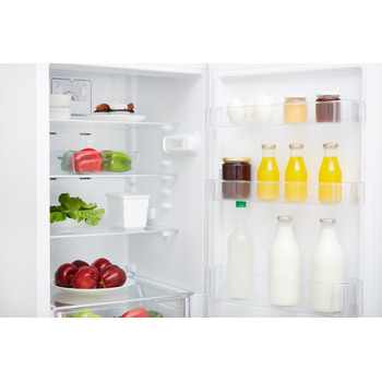 Indesit Combinado Livre Instalação XIT8 T1E W Branco 2 doors Lifestyle detail