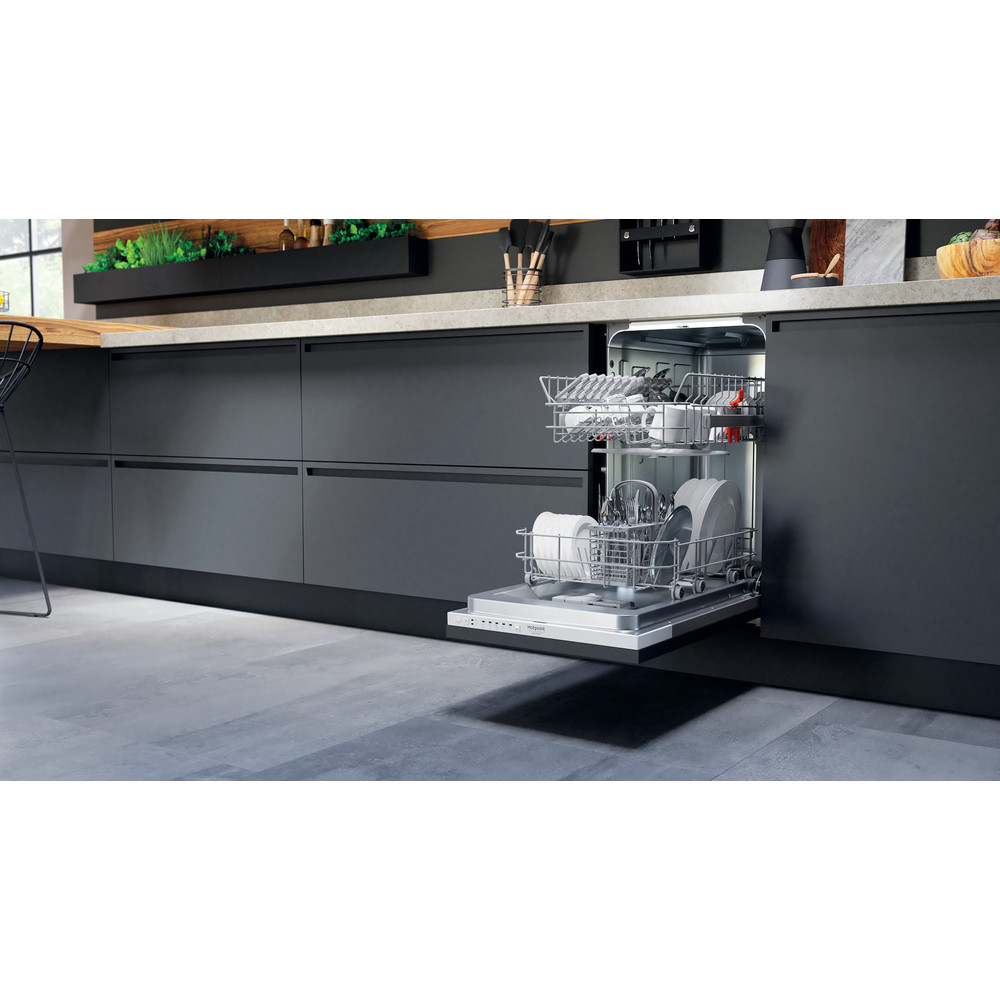 Hotpoint_Ariston Zmywarka Zabudowa HSIE 2B19 W pełni zintegrowany F Lifestyle perspective open