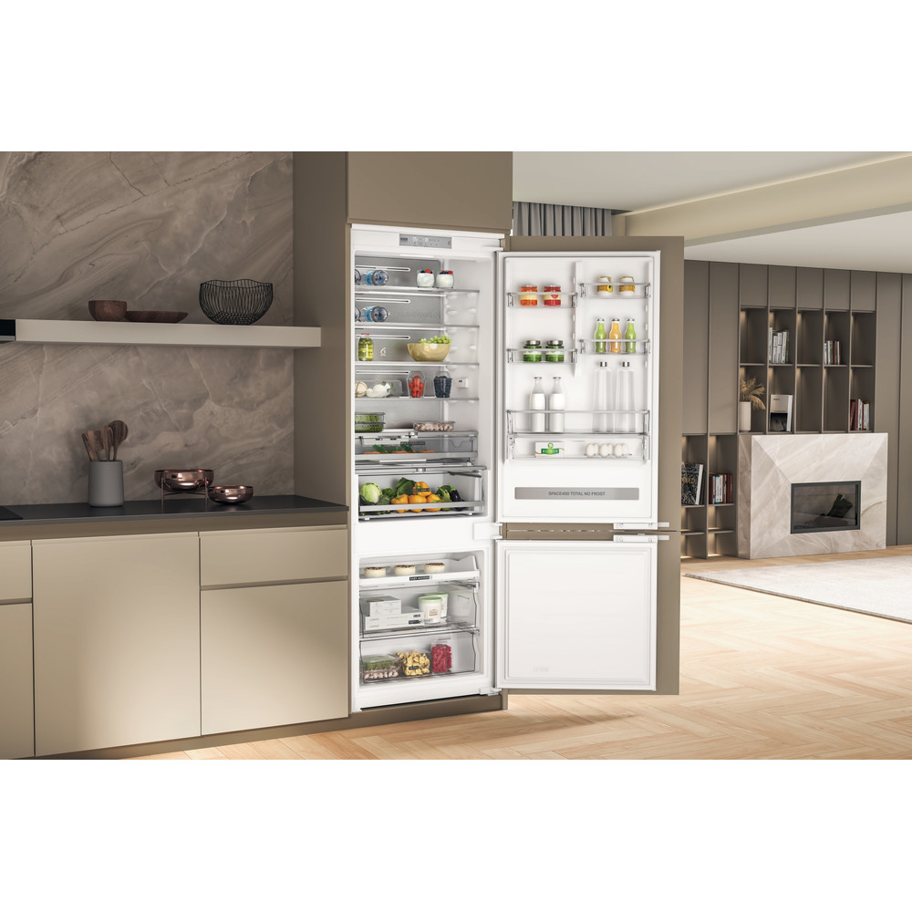 Whirlpool Hűtő/fagyasztó kombináció Beépíthető WH SP70 T232 P Fehér 2 doors Lifestyle perspective open