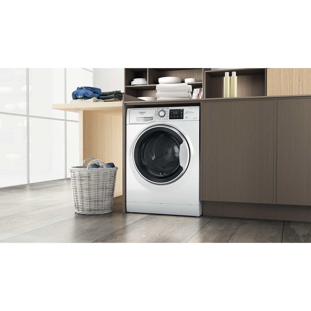 Hotpoint_Ariston Lavante-séchante Pose-libre NDBB 10726 SA FR Blanc Lave-linge frontal Lifestyle perspective