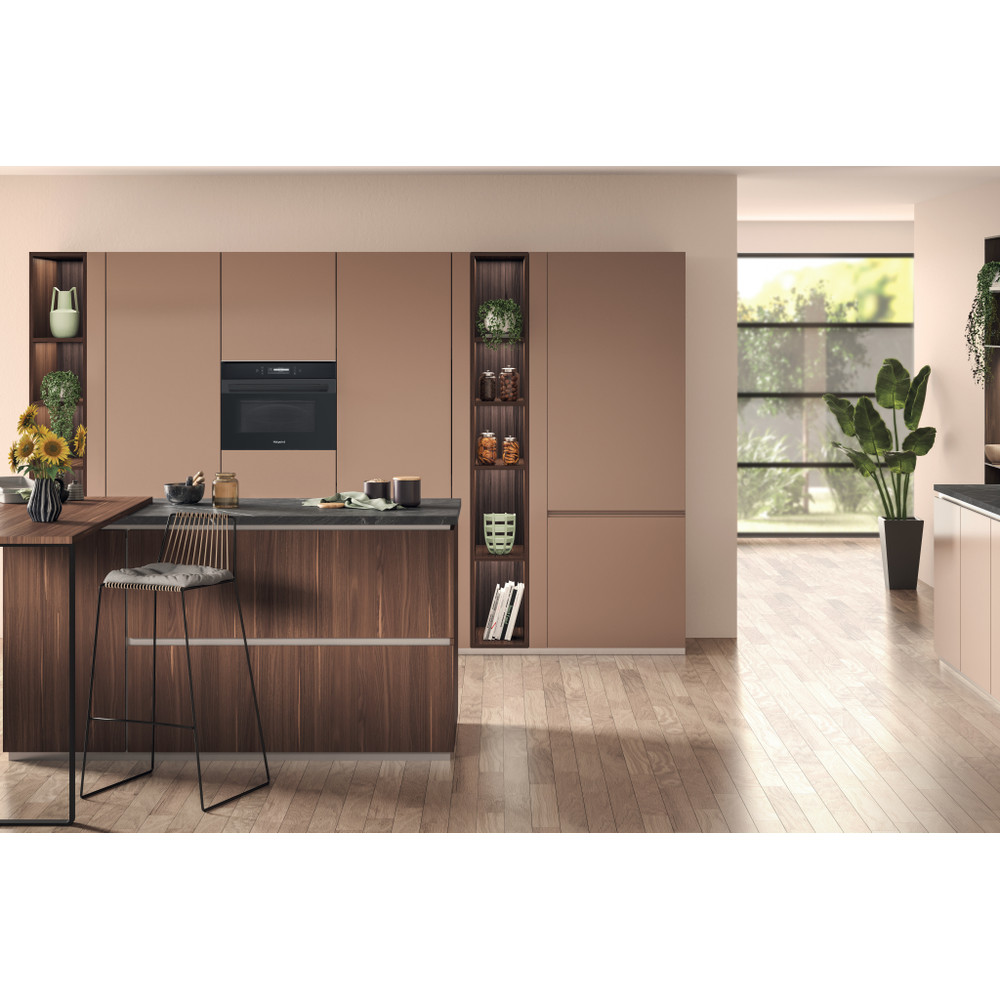 Hotpoint Microwave Built-in MP 996 BM H Black Steel Electronic 40 MW-Combi 900 Lifestyle frontal