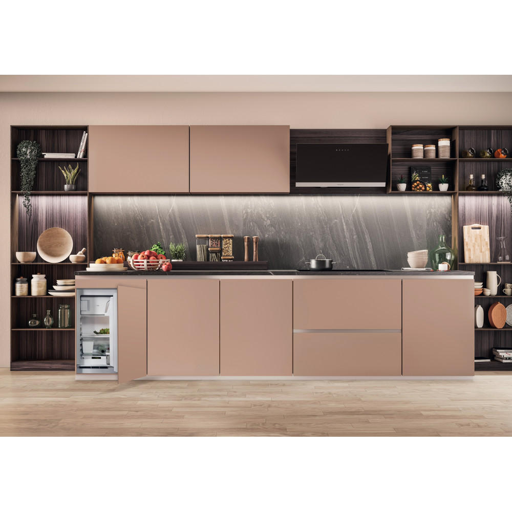 Hotpoint_Ariston Хладилник За вграждане HABUF011 Стомана Lifestyle frontal open