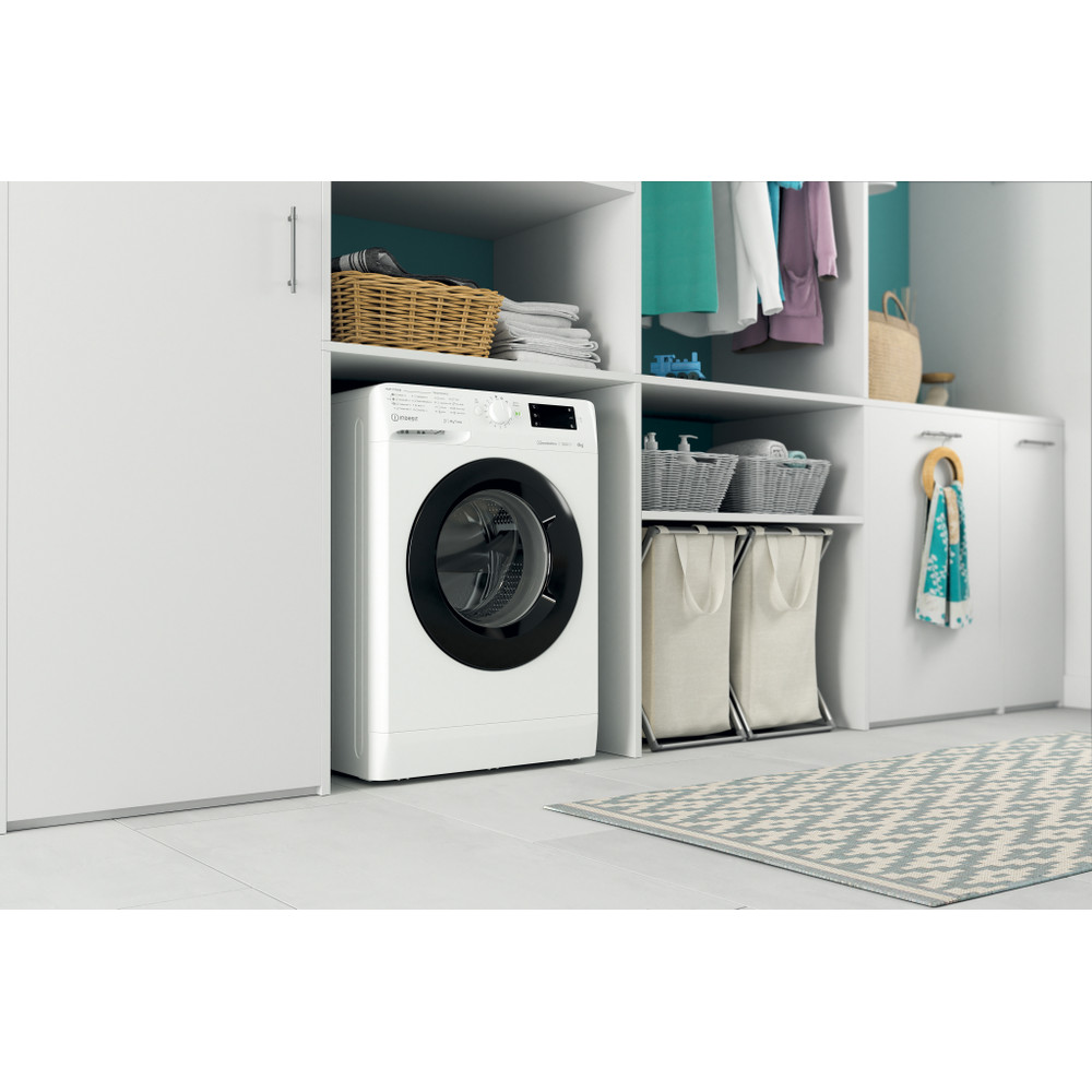 Indesit Pesumasin Eraldiseisev MTWSE 61294 WK EE Valge Eestlaetav C Lifestyle perspective