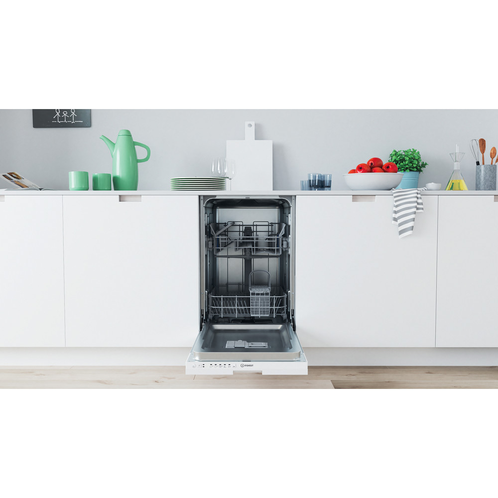 Indesit Посудомоечная машина Встроенная DSIE 2B10 Full-integrated A+ Lifestyle frontal open