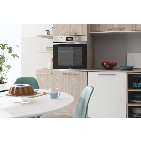 Indesit Духовой шкаф Встроенная IFWS 3841 JH IX Электрическая A+ Lifestyle frontal