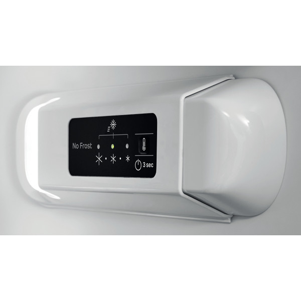 Indesit Kombinētais ledusskapis/saldētava Brīvi stāvošs LI8 SN2E K 1 Melns 2 doors Control panel