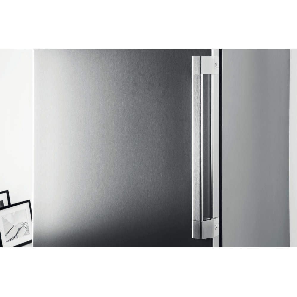 Whirlpool Congelador Livre Instalação UW8 F2D XBI N 2 Optic Inox Lifestyle detail