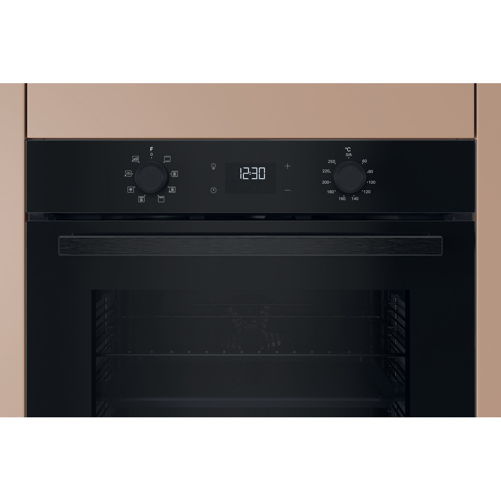 Hotpoint_Ariston Four Encastrable HAO 455C B Electrique A Lifestyle control panel