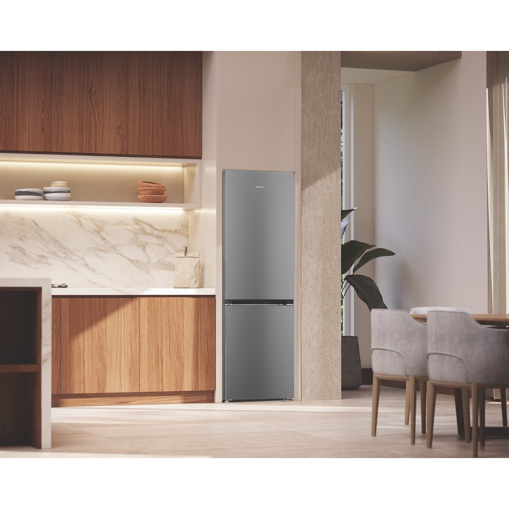 Hotpoint Комбиниран хладилник с фризер Свободностоящ HPK 22372 XP5EA ARC 764 Manhattan Gray 2 врати Lifestyle perspective