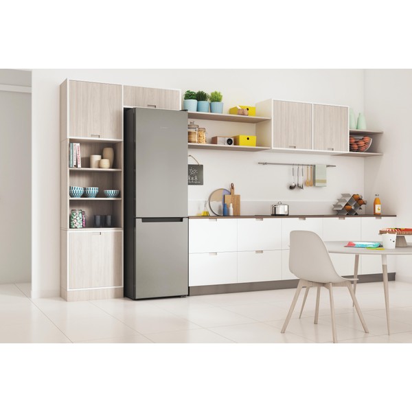 Indesit Kombinacija hladnjaka/zamrzivača Samostojeći INFC9 TI22X Inox 2 doors Lifestyle perspective