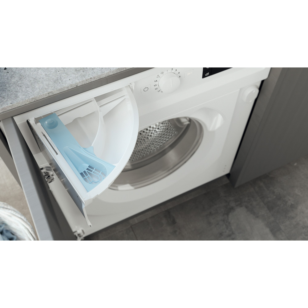 Hotpoint_Ariston Lave-linge Encastrable BI WMHG 71483 EU N Blanc Lave-linge frontal D Drawer