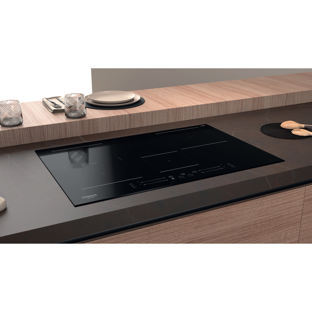 Hotpoint_Ariston Placa HS 3377C BF Preto Induction vitroceramic Lifestyle perspective