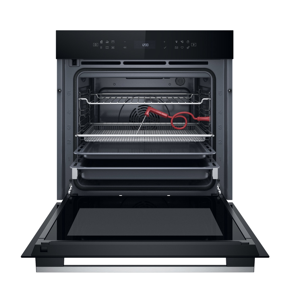 Whirlpool Trouby Vestavné WOI78FPT1SXA Elektrická A+ Frontal open